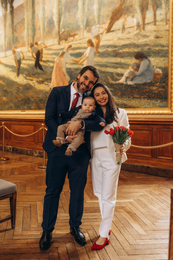 Mariage au Capitole de Toulouse, photographie naturelle et spontanée par Carolline, photographe de famille et mariage à Toulouse.